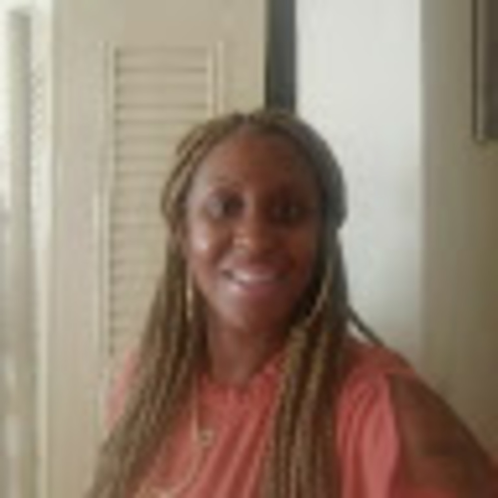 Meet your Posher, Kendra